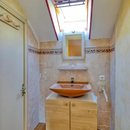 Maison Avec Grand Jardin 10km